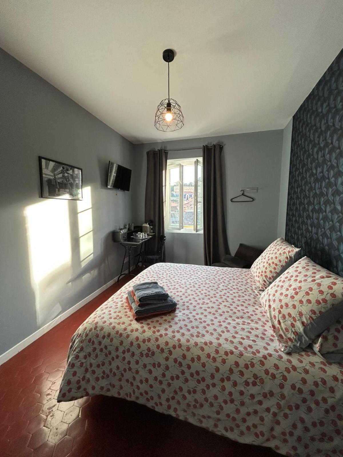 Effets Personnels Hotel โอรองช์ ภายนอก รูปภาพ